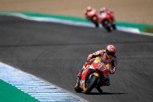 Marquez eases to victory amid MotoGP drama of Jerez
