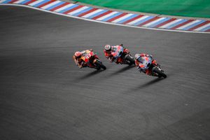 Dovizioso converts fast-time into Czech MotoGP race victory
