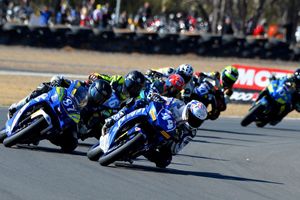 bLU cRU 300 Racing maul Morgan Park