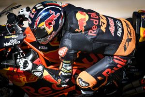 KTM duo Oliveira and Binder experience 2019 Moto2 machine
