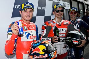 Lorenzo leads Miller in San Marino MotoGP qualifying