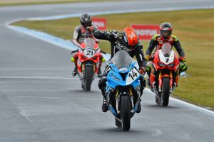 Allerton edges Bayliss in wet Superbike race two thriller