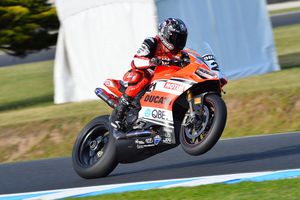 DesmoSport Ducati's Bayliss wins Superbikes at Australian GP