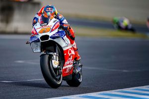 Dovizioso on pole at Motegi as Miller claims front row start