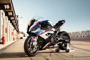BMW Motorrad WorldSBK return with Sykes and Reiterberger