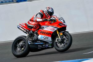 Bayliss scheduled for surgery to repair finger injuries