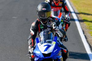 Toparis scores IDM Supersport 600 deal with Benro Racing