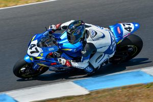 Injured Maxwell fastest on day one of Phillip Island ASBK test