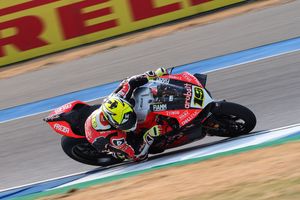 WorldSBK leader Bautista continues form on Friday in Thailand