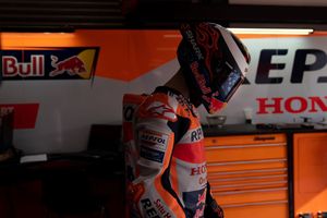 Lorenzo expecting 'race of survival' from 15th on the grid
