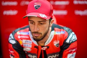 Dovizioso undergoes surgery on broken collarbone