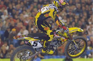 AMA SX: Dungey wins chaotic St. Louis Supercross