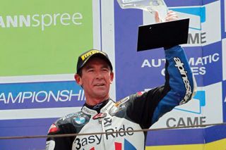 WSBK: Corser remains at BMW for 2011 Superbike season