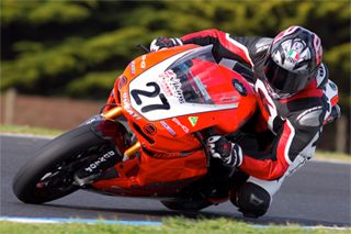 ASBK: Stauffer fastest on mixed Friday at Phillip Island