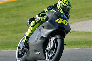 MotoGP: First Look - Valentino Rossi makes Ducati debut