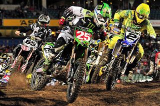 Oz SX: Industry leaders call for return of traditional formats