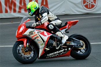 Donald sets new PB lap on his way to second in IoM Superbike TT