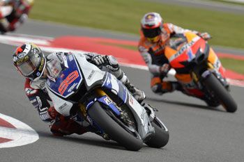 Lorenzo makes it a three-peat, Stoner second at Silverstone