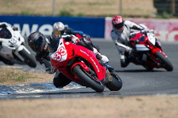 Pirelli Road Race Series commences at Winton Raceway