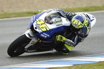 Rossi to start this season using 2012 Yamaha chassis