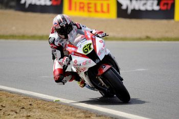 Byrne and Ellison share BSB race wins at Brands Hatch