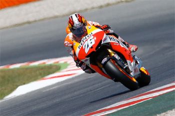 Pedrosa smashes Catalunya record with pole position in Spain
