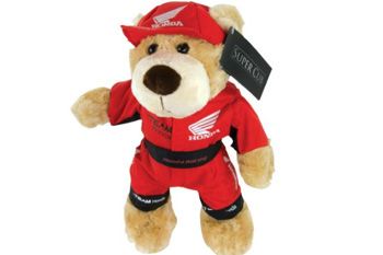 Honda donates over 1,000 plush bears to Royal Children's Hospital Foundation