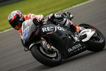 First day of Stoner's Honda MotoGP test rained out