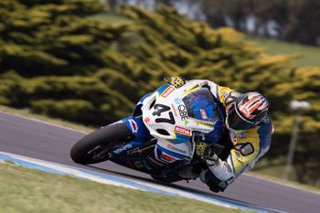 Maxwell and Morris set Friday ASBK pace at Phillip Island