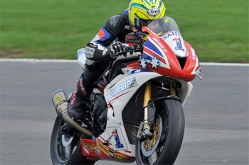 Richards wraps up stellar British-based career at Brands Hatch