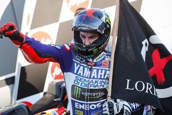 Lorenzo wins in Japan to force a final title fight at Valencia