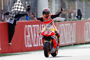 Marquez crowned 2013 MotoGP champion after thrilling Valencia finale